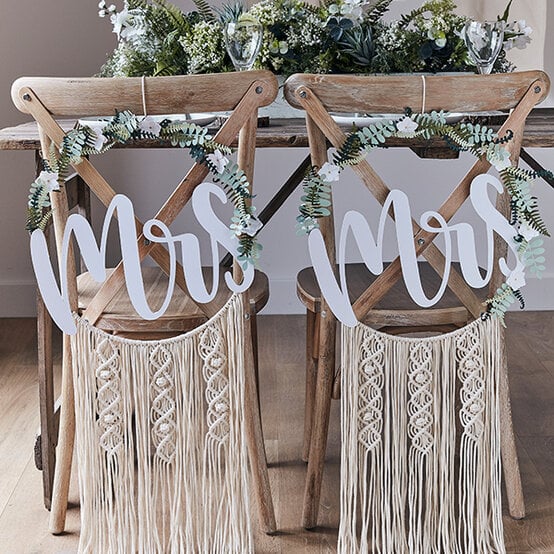 30 Wedding Projects for DIY Brides and Grooms | Hobbycraft